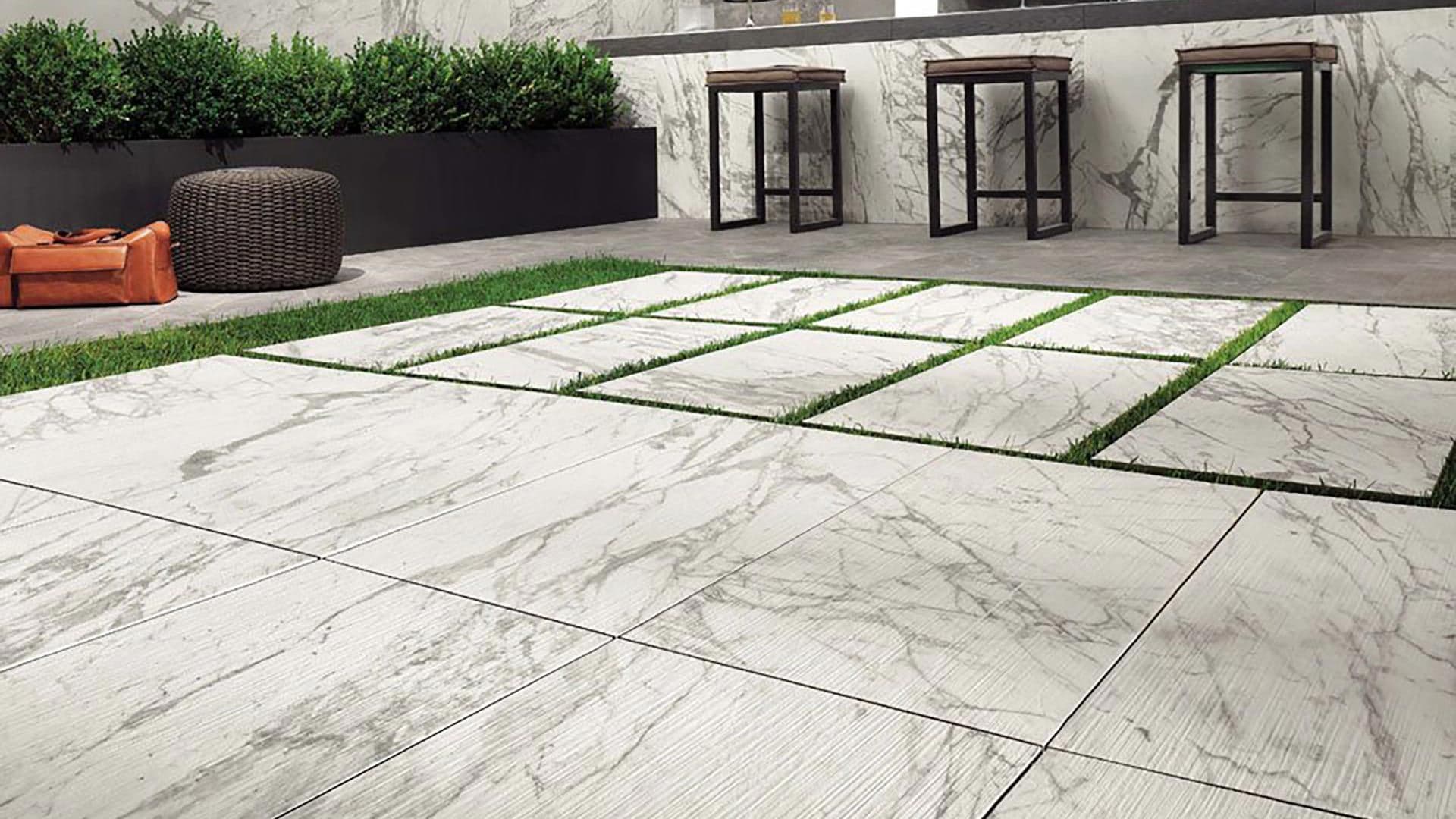 banner-patio-deck-installed-with-porcelain-pavers