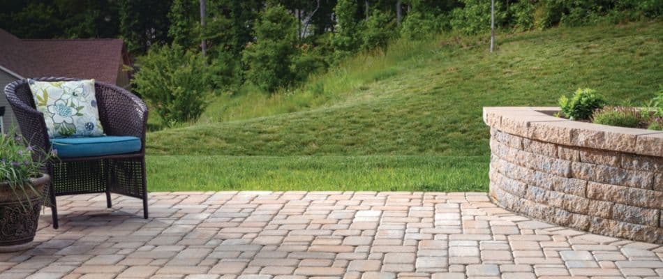 content-high-quality-pavers-for-retaining