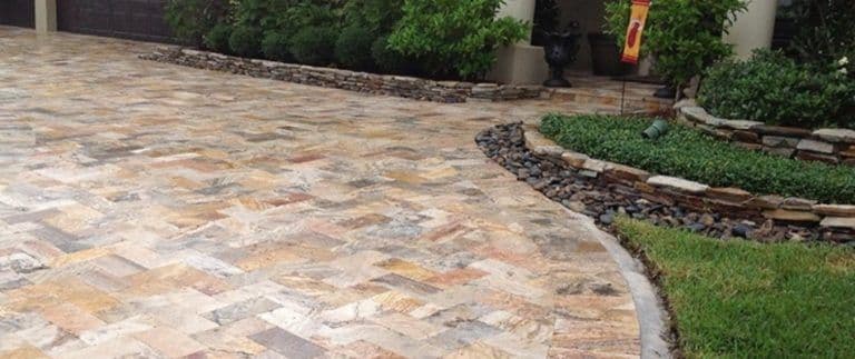 content-retaining-stone-wall-for-landscape-bed-768x323