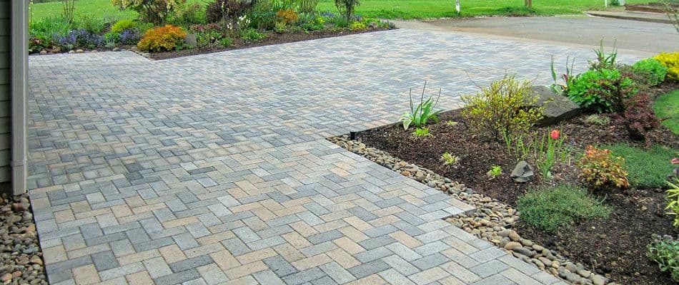 content-silex-blend-concrete-paver-driveway