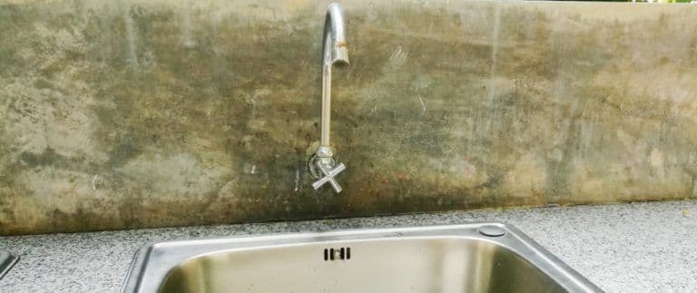 content-sink-installed-for-outdoor-kitchen-768x323